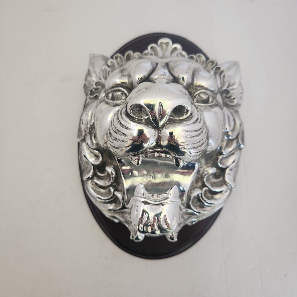 Vintage Mounted Metallic Silver Lions head wall art. 9x7x6